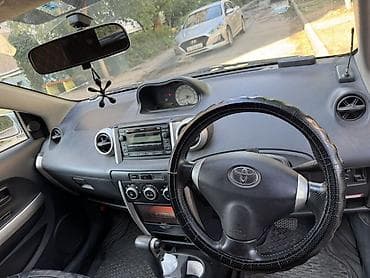 айго aygo: Toyota Ist: 2003 г., 1.5 л, Автомат, Бензин, Хэтчбэк — 3