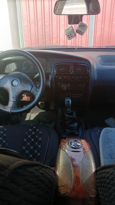 14 ваз: Nissan Primera: 1990 г., 1.6 л, Механика, Газ, Седан — 2