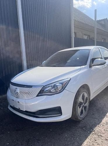 Dongfeng Aeolus Haohan: 2022 г., Электромобиль, Седан