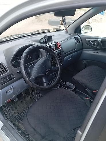 mini kooper: Mitsubishi Space Star: 2000 г., 1.3 л, Ручные, Бензин, Хэтчбэк — 3