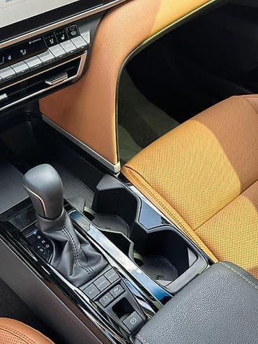 панель камри 30: Toyota Camry: 2024 г., Гибрид, Седан — 7