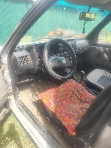 toyota windom 2000: Volkswagen Jetta: 1989 г., 1.6 л, Механика, Бензин, Седан — 4