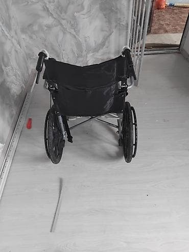 прокат костылей: Складная инвалидная коляска с ручным приводом. Основные особенности — 3