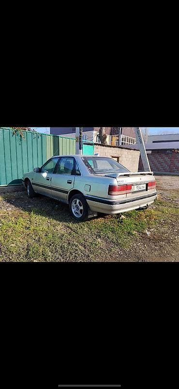 gbt dc: Mazda 626: 1987 г., 2 л, Механика, Бензин, Седан — 3