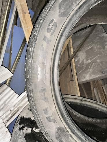 Шины 275 / 40 / R 20, Лето, Б/у, Комплект, Легковые, Китай, Maxxis — 2