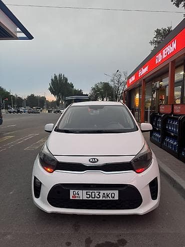 дама в канте: Kia Picanto: 2018 г., Хэтчбэк — 5