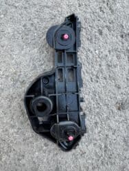 Салазка (крепление) бампера Toyota Camry 70 — оригинал 📌 Оригинальная