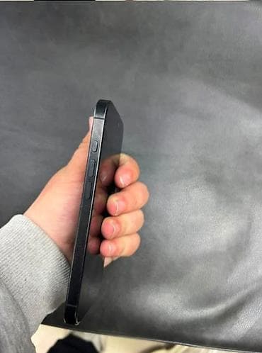 note 13 pro plus: IPhone 16 Pro, Б/у, 512 ГБ, Черный, Наушники, Зарядное устройство, Защитное стекло, 90 % — 3