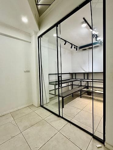 Недвижимость: 📍 ул. Киевская 🔘Этажи 1/2 🔘220м² Продается коммерция по улице — 7