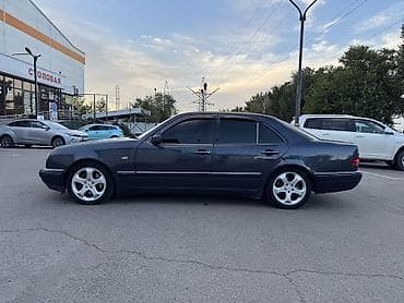 Транспорт: Mercedes-Benz E-Class: 1997 г., 4.3 л, Автомат, Бензин, Седан — 3