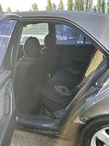торпедо мерседес 124: Mercedes-Benz C-Class: 1994 г., 1.8 л, Кол менен иштөөчү, Бензин, Седан — 6