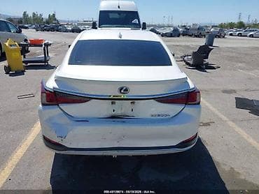 low ll: Lexus ES: 2021 г., 2.5 л, Автомат, Гибрид — 6