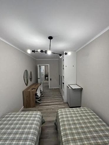 микрорайон квартиры 7: 3 комнаты, 63 м², 7 мкр 104 серия, 2 этаж — 8