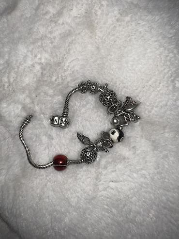 Кольца: Браслет-основа Pandora с набором шармов Описание: - Серебряный — 3