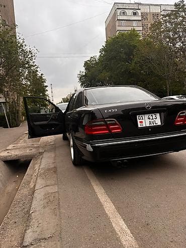 Mercedes-Benz E-Class: 2000 г., 4.3 л, Автомат, Бензин, Седан — 3