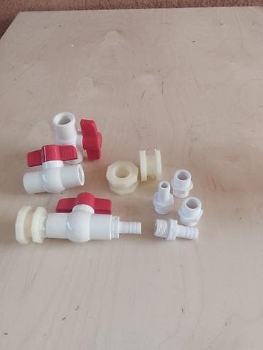 шприц кондитерский: Кранчик для бочки под нипельные поилки за комплект — 5