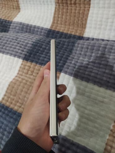 обмен на самсунг: Samsung Galaxy S23 Ultra, Б/у, 256 ГБ, цвет - Белый, 1 SIM, eSIM — 6