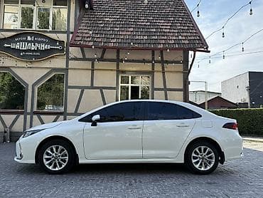 Продажа авто: Toyota Corolla: 2021 г., 1.2 л, Автомат, Бензин, Седан — 5