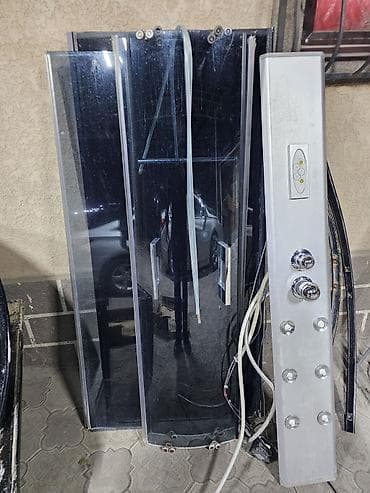 Ванны и комплектующие: Душевая кабина Треугольная, Покрытие: Тонированное — 5