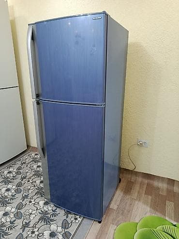 hitachi холодильник: Холодильник Sharp, Б/у, Двухкамерный, No frost, 60 * 160 * 60 — 3