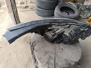 фары: Передняя левая фара Huanghai — 2