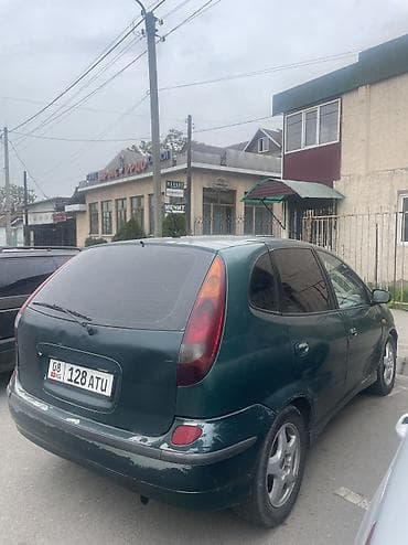 Унаа сатуу: Nissan Almera Tino: 2001 г., 2.2 л, Кол менен иштөөчү, Дизель, Хетчбек — 4