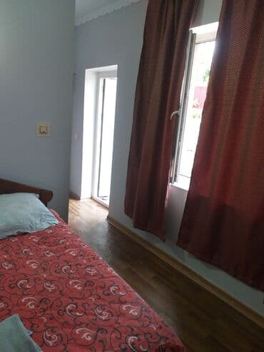 сниму 1 комнатную квартиру в бишкеке: 30 м², С мебелью — 2