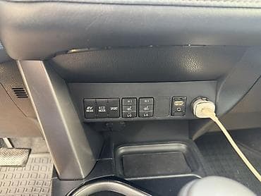 e63 w212: Toyota RAV4: 2018 г., 2.5 л, Автомат, Гибрид, Кроссовер — 7