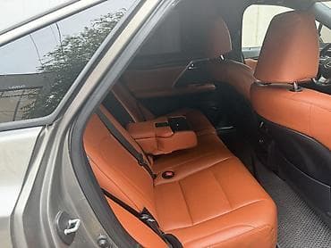 срочный: Lexus RX: 2018 г., 2 л, Автомат, Бензин, Внедорожник — 7