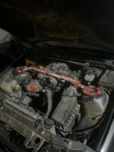 mini cuper: BMW 3 series: 1992 г., 2 л, Механика, Бензин, Седан — 2