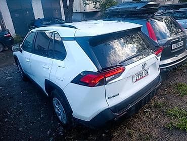toyota rav4: Toyota RAV4: 2019 г., Кроссовер — 2