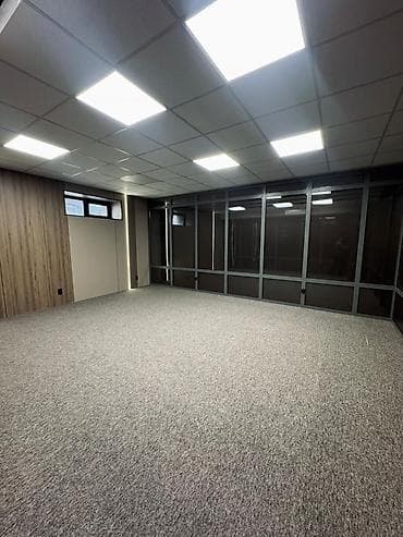сдаю мкр кок жар: Продажа офисов 33 м², С ремонтом, С мебелью, Многоэтажное здание, Цокольный этаж этаж — 4