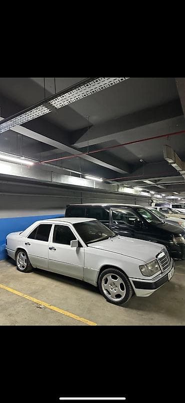 водный мото: Mercedes-Benz W124: 1991 г., 2.5 л, Дизель, Седан — 1
