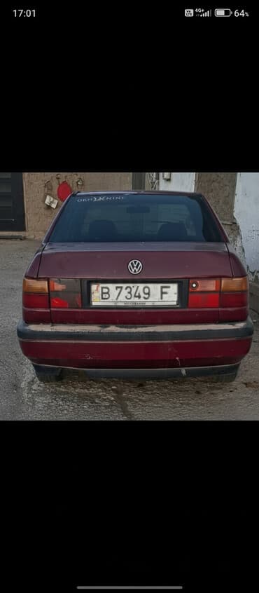 Volkswagen Vento: 1992 г., 1.8 л, Механика, Бензин, Седан at lalafo.kg Volkswagen Vento: 1992 г., 1.8 л, Механика, Бензин, Седан