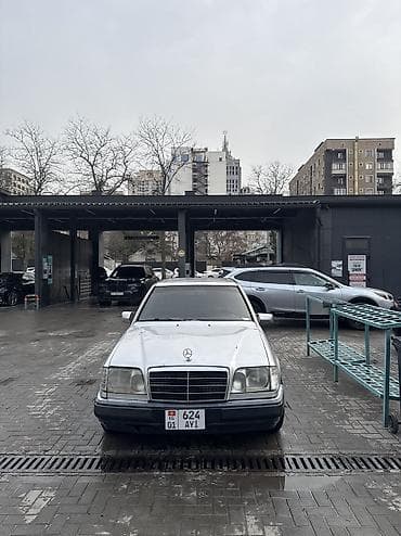 Продажа авто: Mercedes-Benz E-Class: 1992 г., 2.2 л, Механика, Бензин, Седан — 2