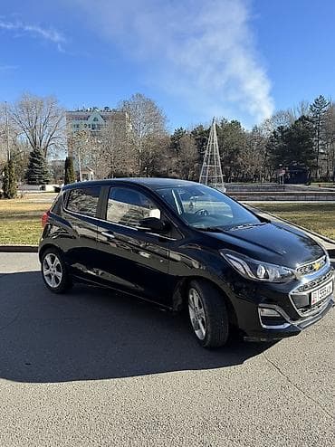 matiz spark: Chevrolet Spark: 2019 г., 1 л, Автомат, Бензин, Хэтчбэк — 2