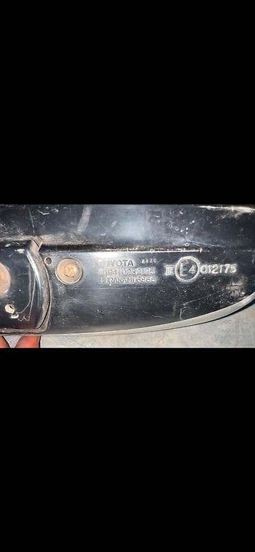 Боковое правое Зеркало Toyota Оригинал — 1