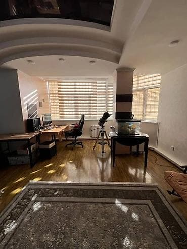 7 микрорайоне: 4 комнаты — 2