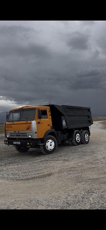 Самосвал КАМАЗ 6×4 - Надёжный трёхосный самосвал для строительства и