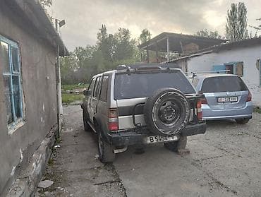 монипулятор бишкек: Nissan Pathfinder: 1995 г., 3 л, Кол менен иштөөчү, Бензин, Жол тандабас — 3