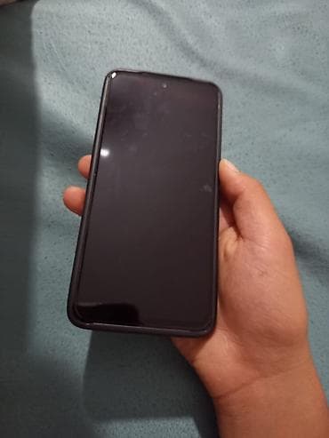 internet device: Смартфон Xiaomi Redmi 15 - Экран: без вырезов и челок, с тонкими — 2