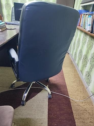 кресло офисные бу: Офисное кресло, Б/у, С колесиками, цвет - Коричневый, Самовывоз, Бесплатная доставка, Платная доставка — 6