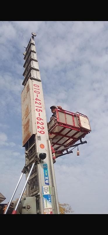 b class: Автовышка, Kia, 2007 г., от 30 м — 5