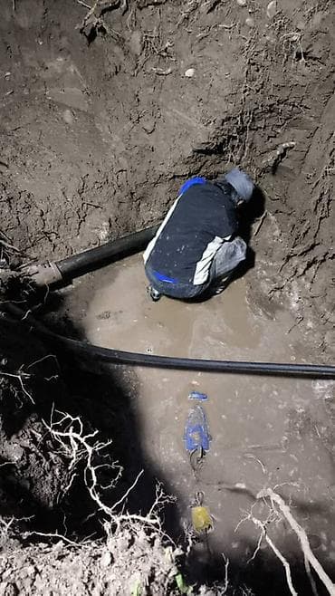 Кызматтар: Аварийно-ремонтные работы по водопроводу и канализации,только звонить — 3