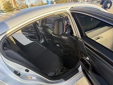 нива лобовое стекло: Lexus ES: 2018 г., 2.5 л, Вариатор, Гибрид, Седан — 7