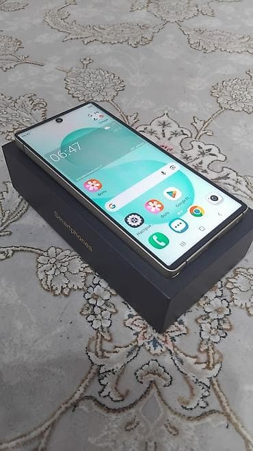 Техника и электроника: Samsung Galaxy S25 Ultra, Б/у, 256 ГБ, цвет - Золотой, 2 SIM — 1