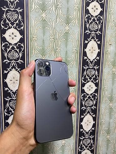 appl: IPhone 11 Pro, Б/у, 256 ГБ, Space Gray, Зарядное устройство, Защитное стекло, Чехол, 73 % — 2