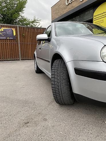r 16: Volkswagen Golf: 2003 г., 1.6 л, Автомат, Бензин, Хэтчбэк — 4