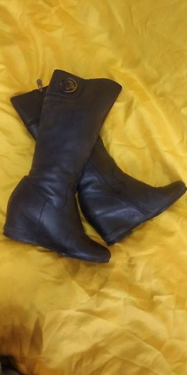 Сапоги: Продаю женскую обувь в идеальном состоянии. Некоторые абсолютно новые — 9