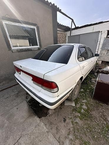 Nissan Sunny: 2002 г., 1.5 л, Автомат, Бензин, Седан